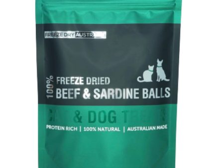 Freeze Dry Australia Beef & Sardine Ball Cat & Dog Treats 100g on Sale